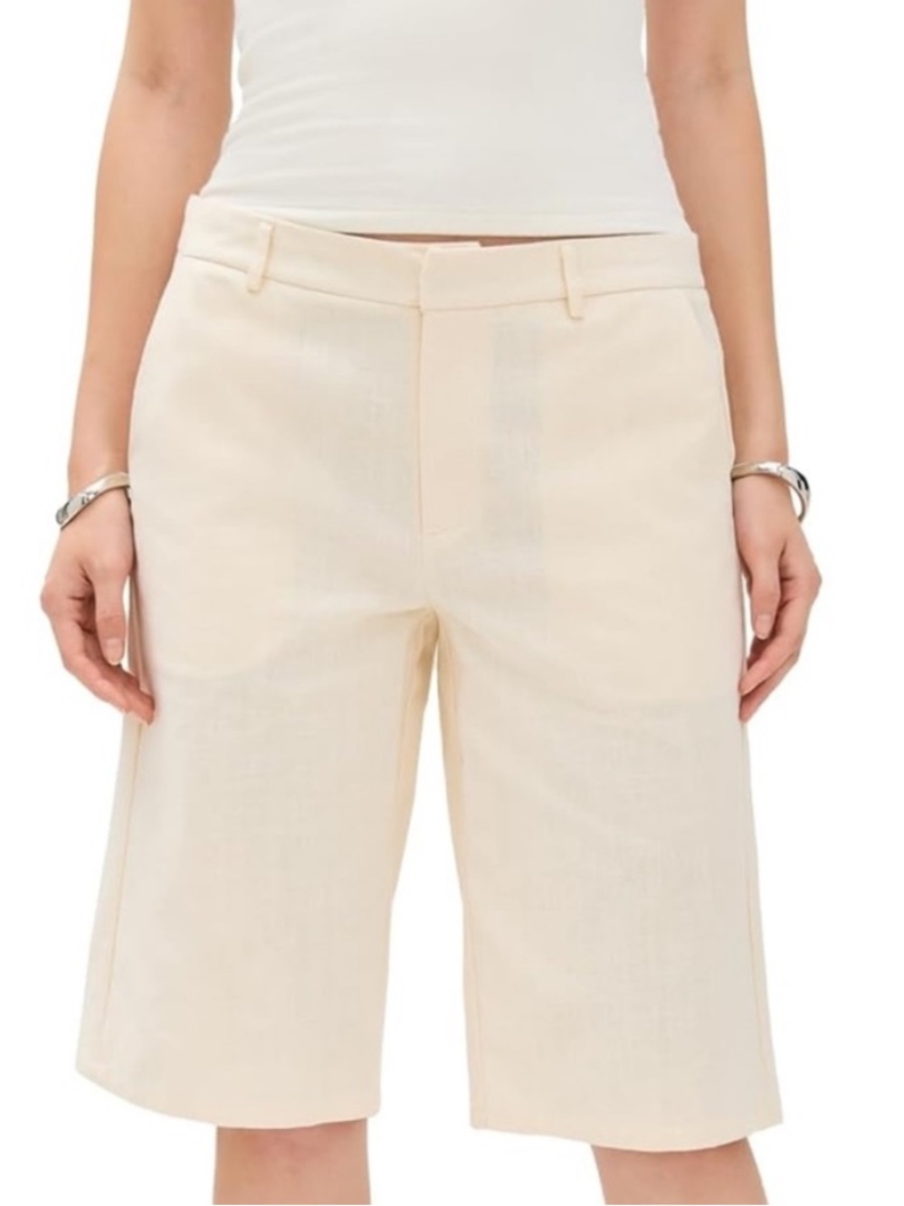 Lioness jorts cream size medium